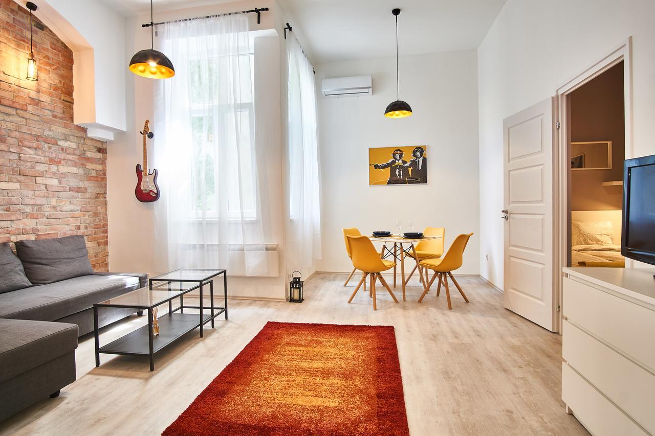 Design In The Center With Ac בודפשט